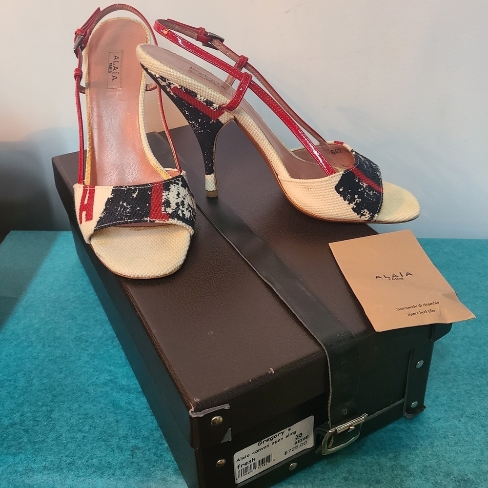 Alaia Slingbacks